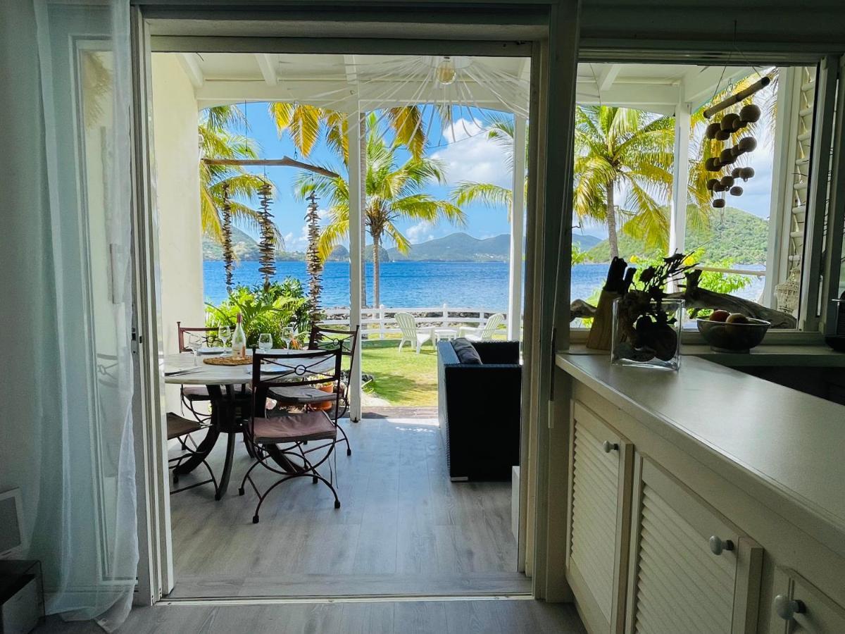 Blue Lagoon, Cottage Les Pieds Dans L Eau Terre-De-Haut Exterior foto